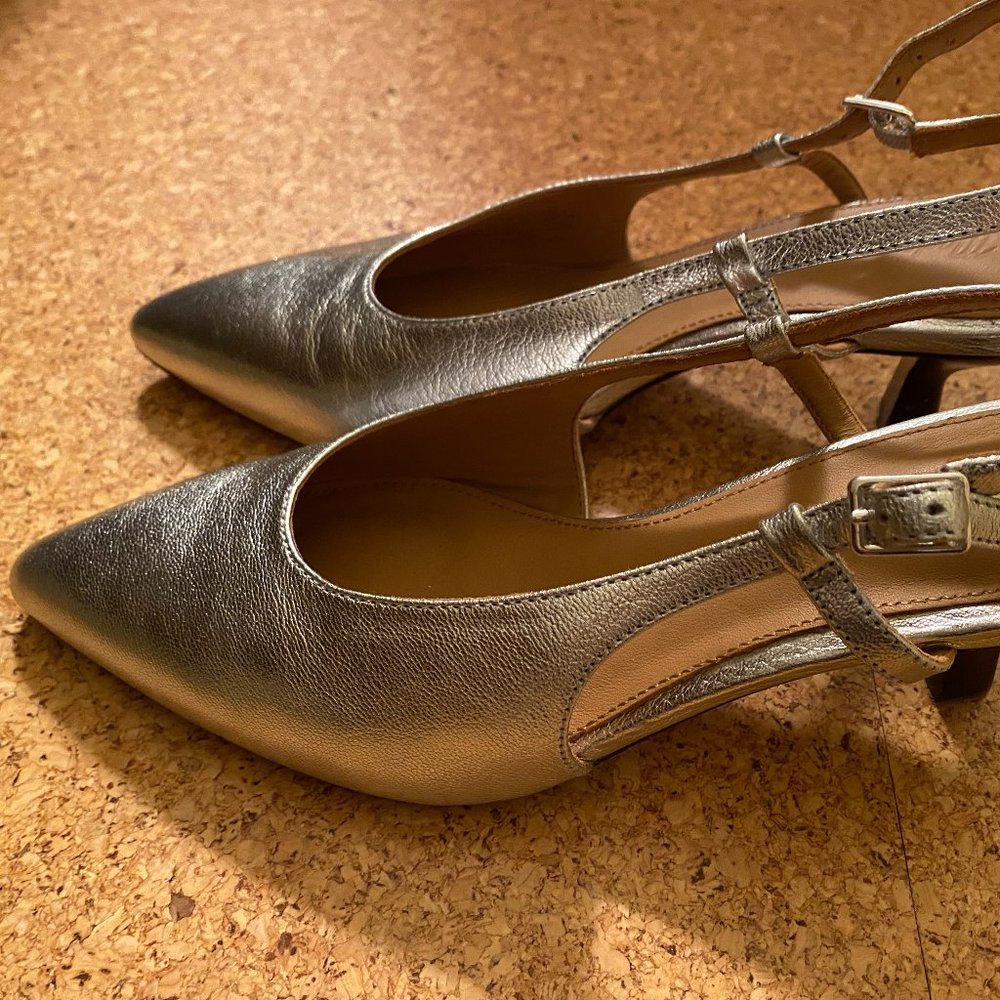 Madewell Silver Slingback Pump, Size 7